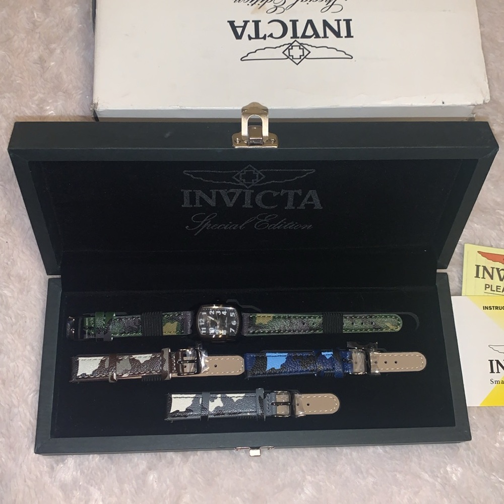 🎁NWT Ladies Invicta Special Edition Camoflauge Watch
